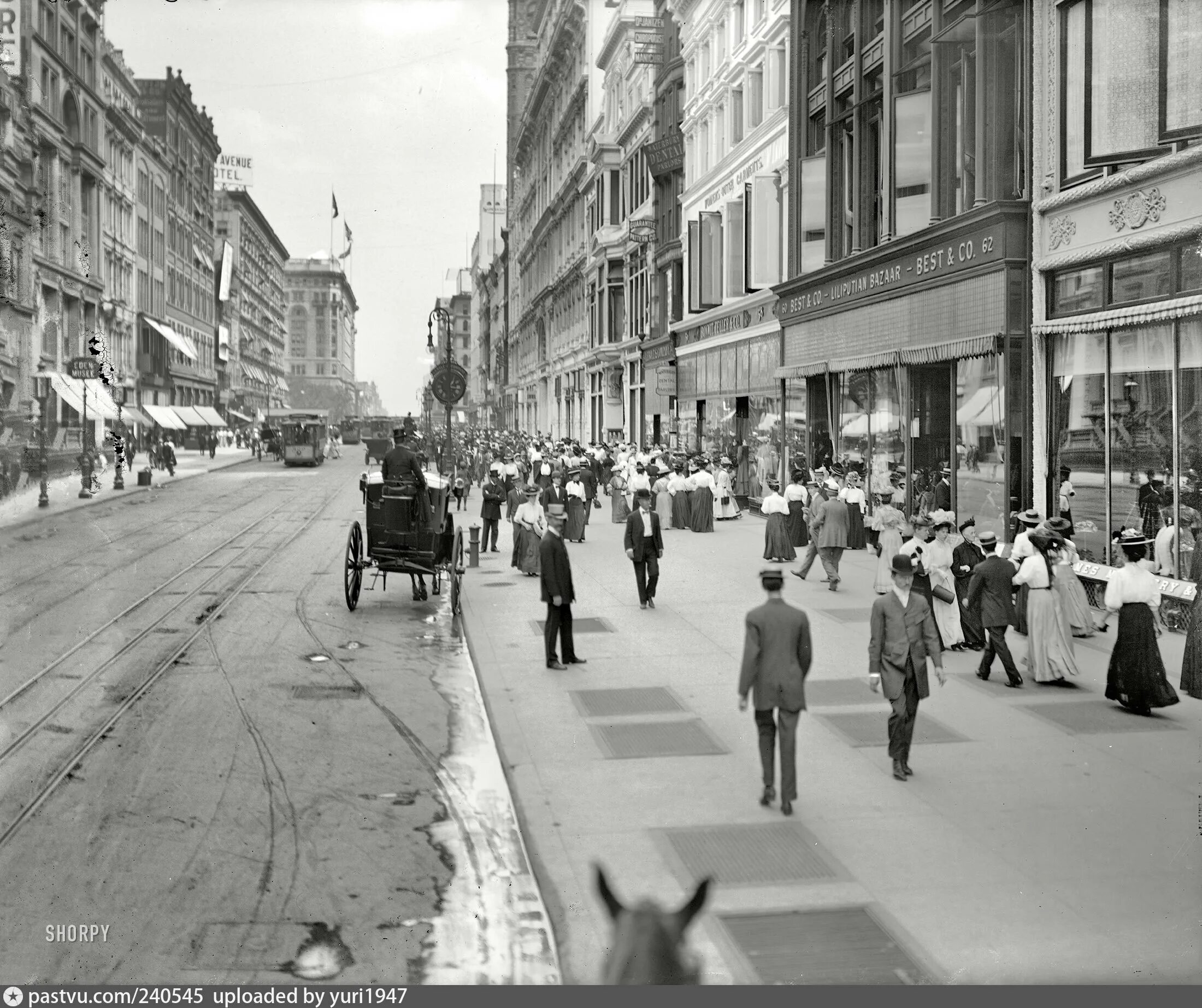 Улицы 1930 х годов. Нью Йорк 1930 улица. Нью-Йорк 30-х годов. Улицы Нью Йорка 30-х годов. Нью Йорк 1930 год.