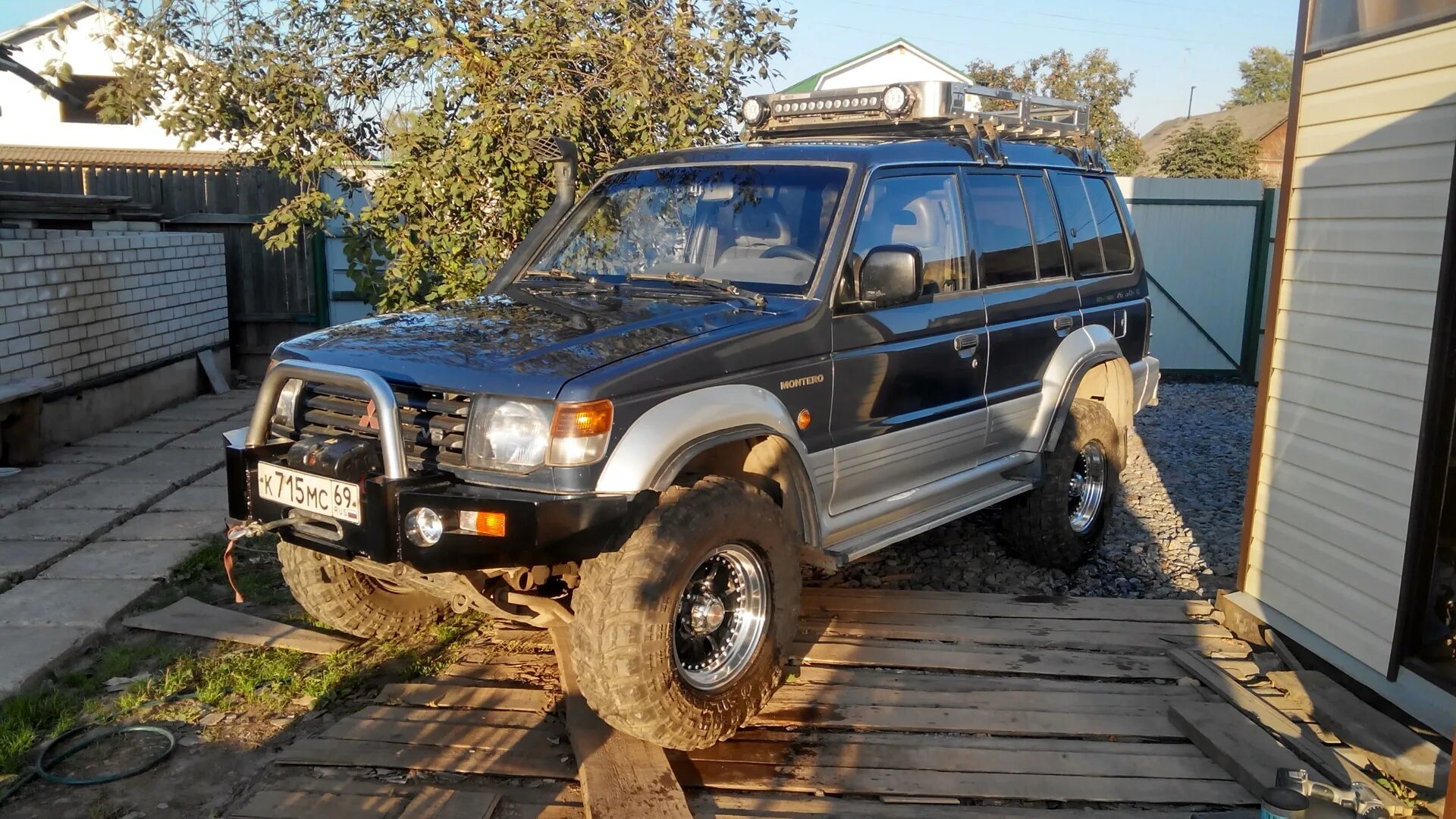 Купить митсубиси паджеро 2 дизель. Pajero 2 Tuning. Митсубиси Паджеро 2 off Road. Паджеро 2 на Мостах. Pajero 2 super exceed.