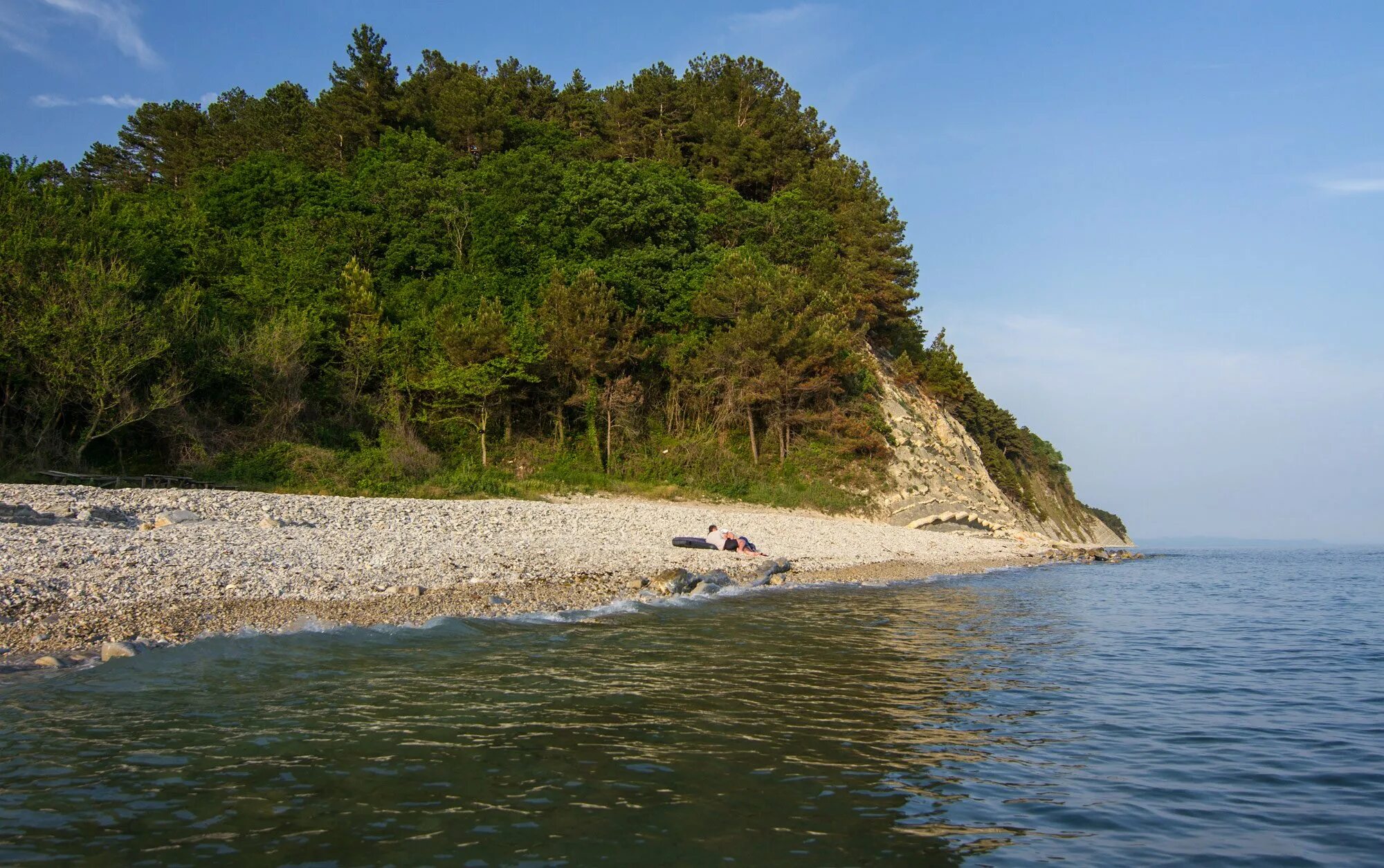 Море архипо осиповка. Пляж норникель архипо-осиповка. Архипо-осиповка пляж. Пляж норникель архипо-осиповка. Дикие пляжи архипо осиповка.