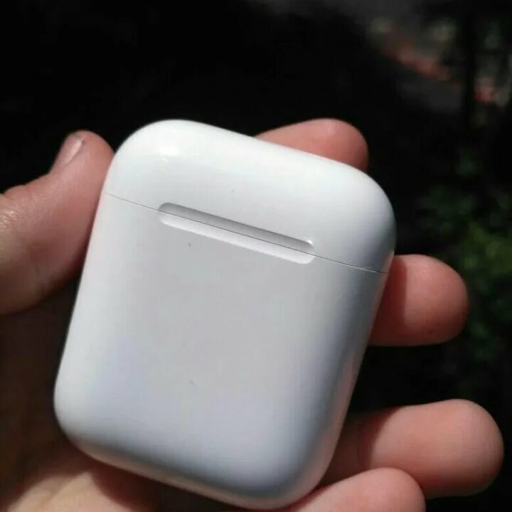 Кейс аирподс 1. Air pods 1. Если потерял кейс от airpods. Кейс от airpods. Кейс для наушников apple earpods.