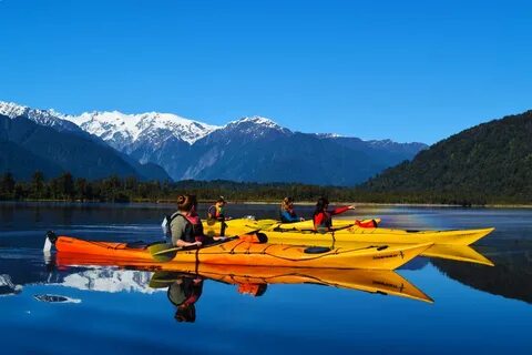 Kayaking Franz Josef&apos;s Mirror Lake.