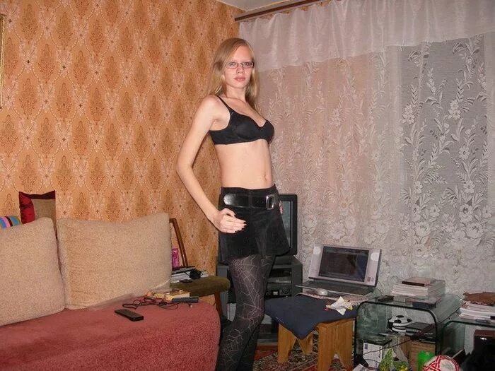 Потерянные телефоны девушек. Фотографии с утерянных карт памяти. фото девушек с потерянной флешки. фотографии с потерянных телефонов флешек. девушки с утерянных носителей.