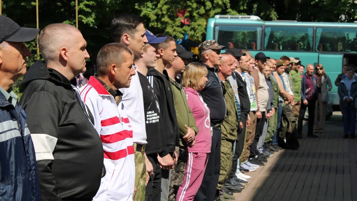 Контрактники фото. Группа добровольцев отправилась на сво. Добровольцы из Беларуси на сво. Бойцы сво из Владимирской области. Ситуация в зоне сво сегодня новости