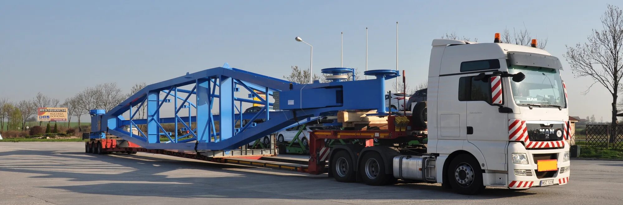 Перевоз 1. Фура камаз трал. Перевоз 1. Разгрузка контейнеров на складе. Низкорамные рефрижераторы.