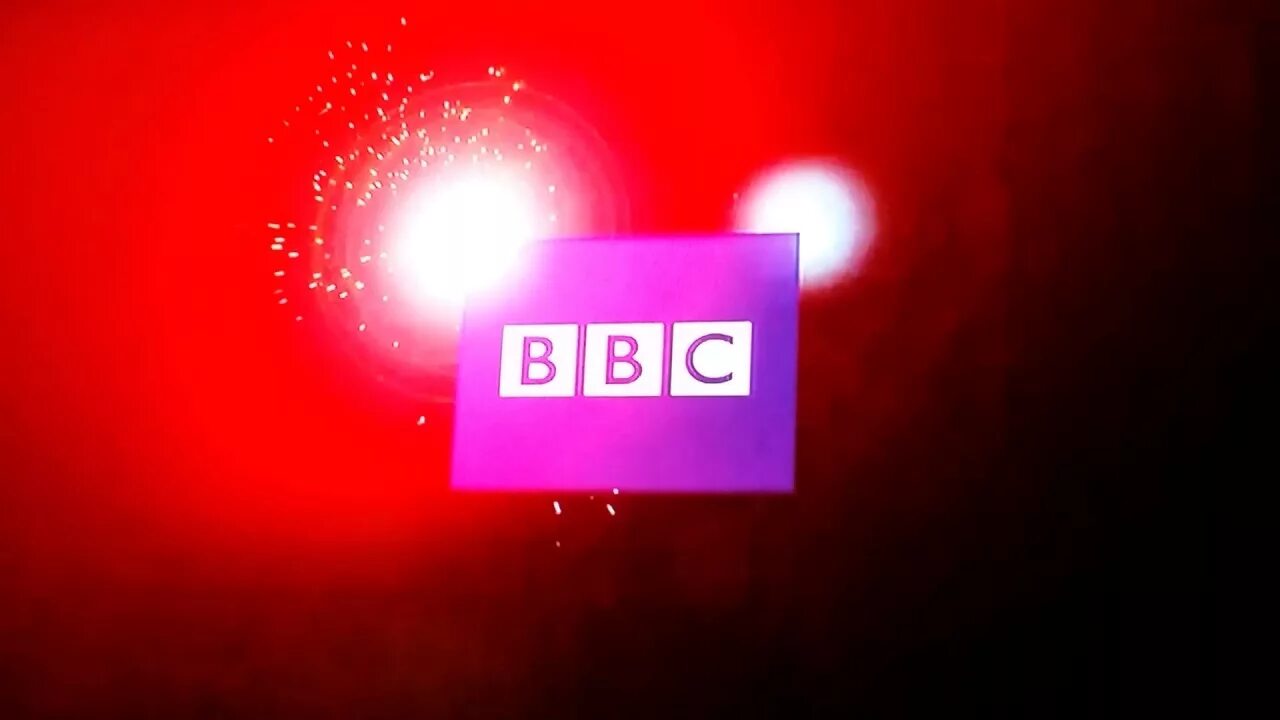 Канал bbc. Bbc CBEEBIES. CBEEBIES bbc logo. Bbc one HD логотип 2022.