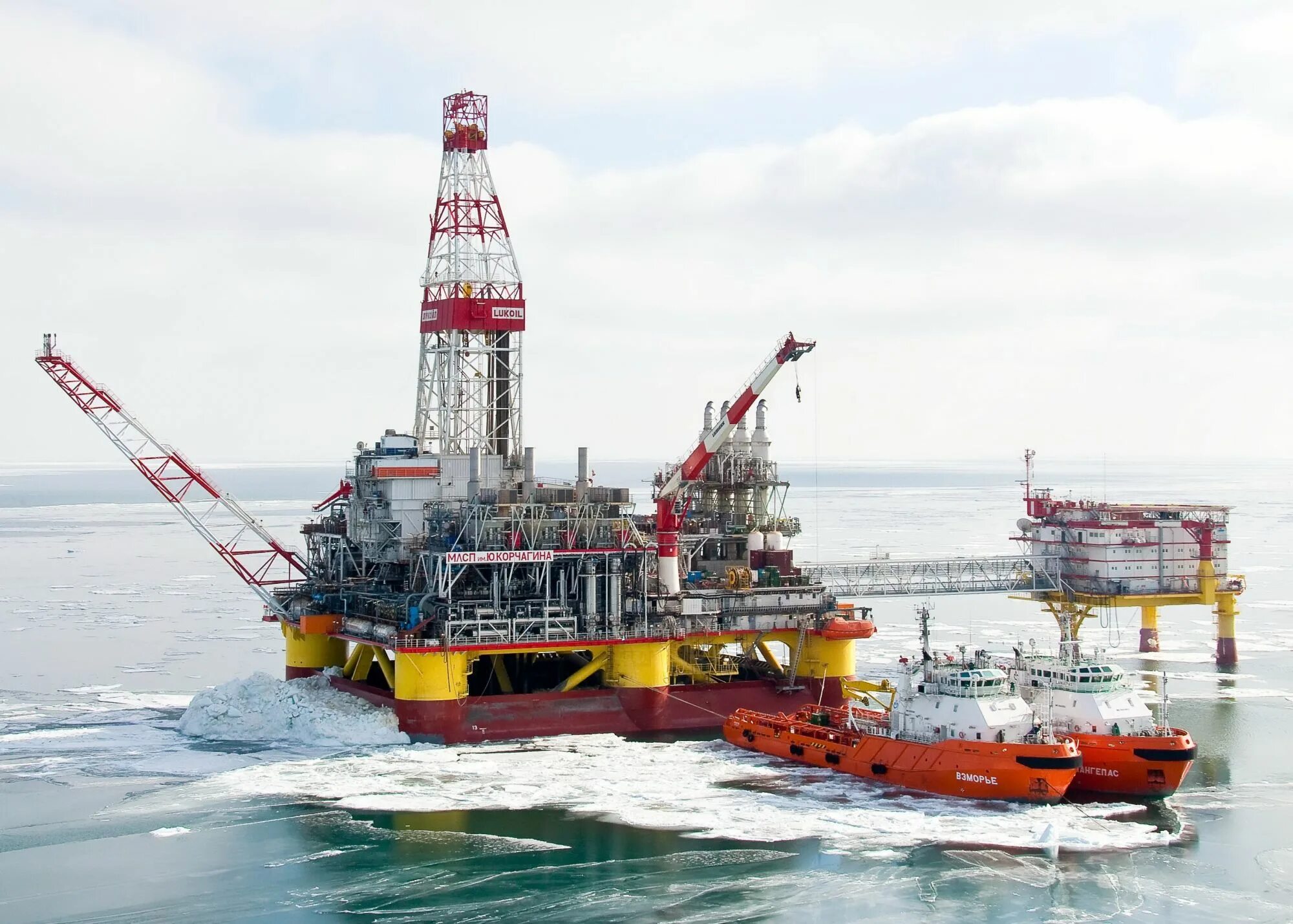 Буровая в море работа. Буровая в море работа