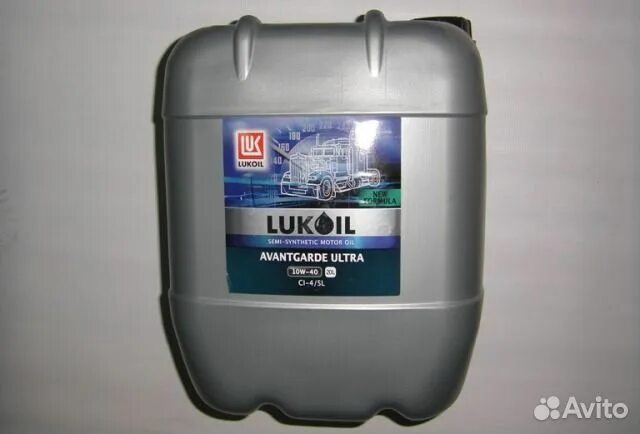 Total 10 литров 10w 40. Масло полусинтетика 20 литров. Масло полусинтетика 20 литров. Масло лукойл авангард 10w 40 дизельное. Моторное масло лукойл авангард cf-4/sg 10w-40 20 л.