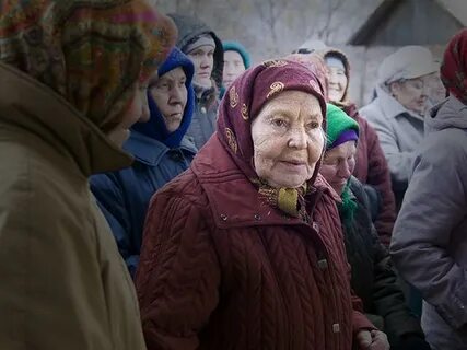 Бабушка составляет