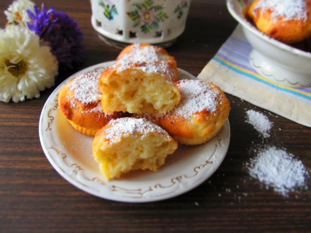 Маффины с творогом в духовке. Творожный кекс. Кексы из творога. Творожные маффины. Творожный кекс в духовке.