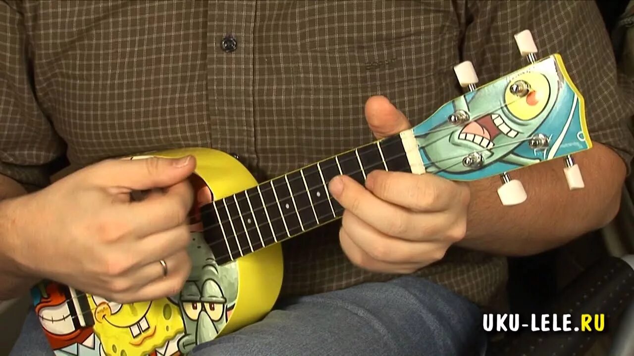 Spongebob ukulele. Спанч боб укулеле сопрано. губка боб на укулеле. spongebob на укулеле. spanch bob укулеле.