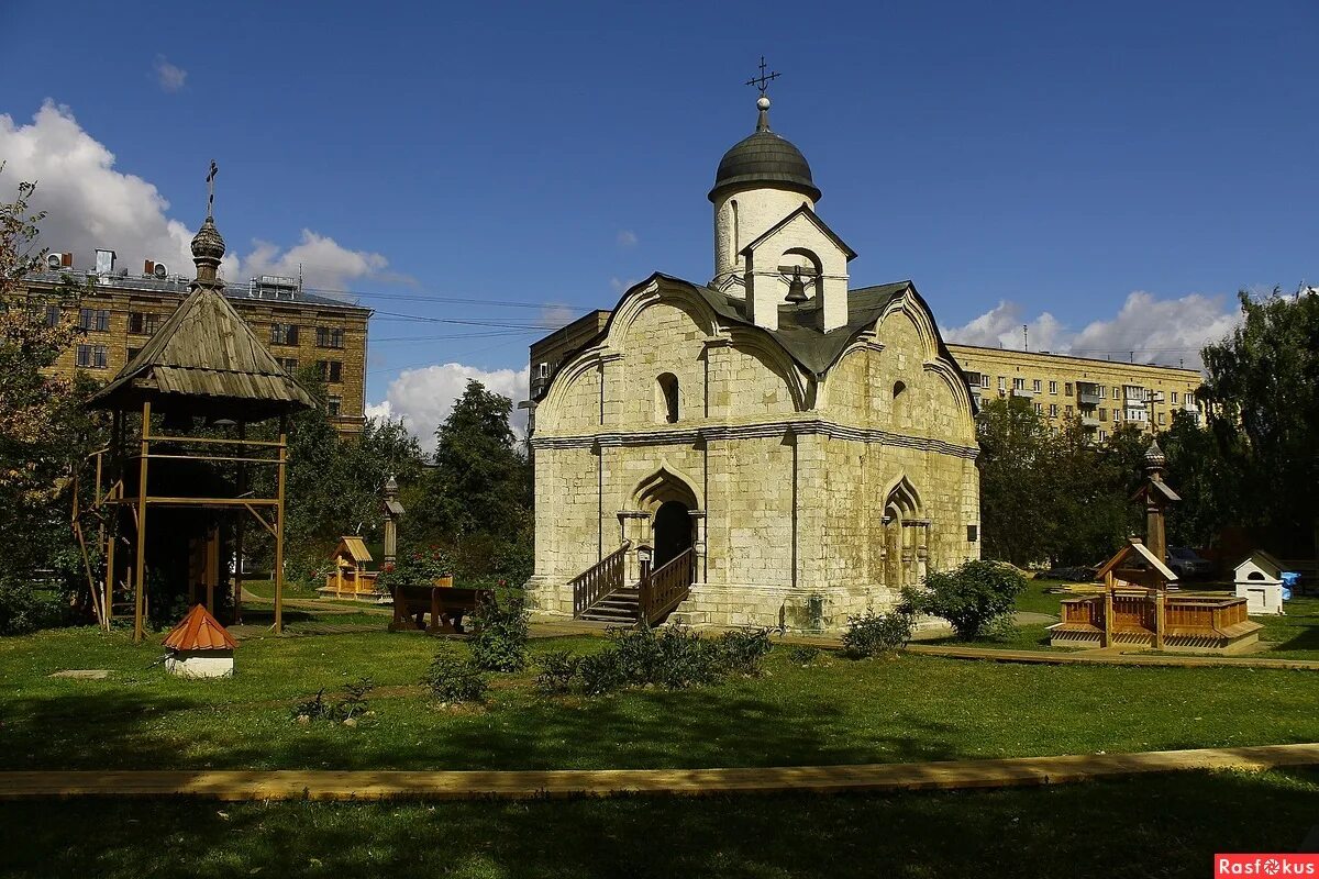 церковь трифона в москве. храм св. церковь трифона в москве. храм святого трифона в напрудном. церковь трифона в напрудной слободе в москве.