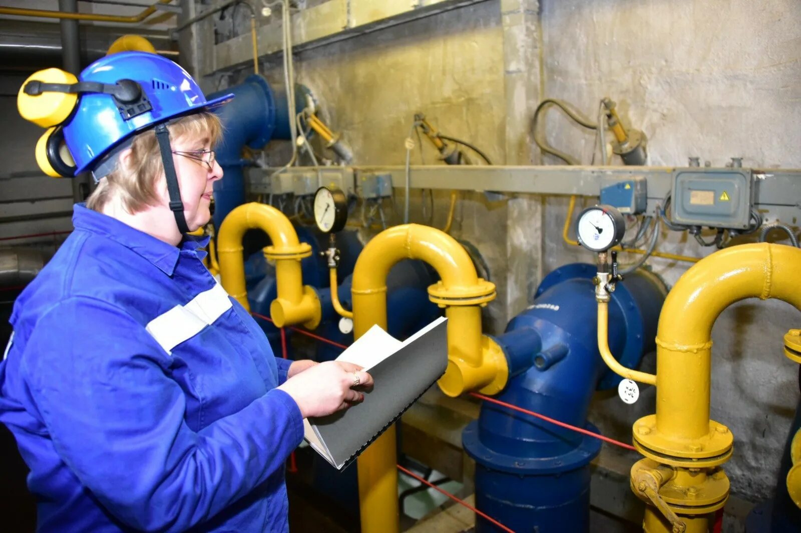 коммунальное хозяйство. в сфере жилищно коммунального хозяйства. коммунальное хозяйство. в сфере жилищно коммунального хозяйства. жилищно-коммунальные услуги.