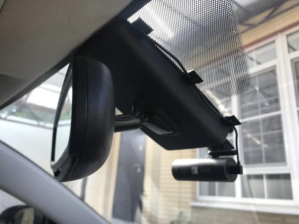Установка видеорегистратора 70 mai. Видеорегистратор 70mai dash cam 1s. держатель для регистратора xiaomi dash cam 1s. держатель 70mai dash cam 1s. 70mai 1s.