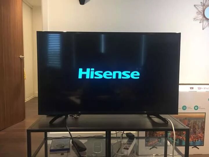 Телевизор хайсенс 32. Телевизор Hisense 43a6bg. Телевизор Hisense 43a6bg задняя стенка. Телевизор Hisense 40a4bg. Hisense 32a4bg Smart.
