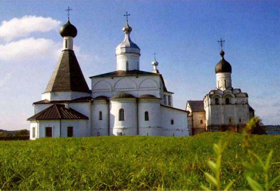 Храм рождества богородицы ферапонтова. Храм рождества богородицы ферапонтова. Ферапонтова монастыря реконструкция. Храм рождества богородицы ферапонтова. Церковь преподобного мартиниана ферапонтова монастыря.