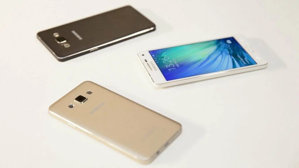 Samsung a05 4. Samsung a5 2014. Samsung Galaxy a3 2015. Samsung a5 2012. Samsung Galaxy a3 2014.