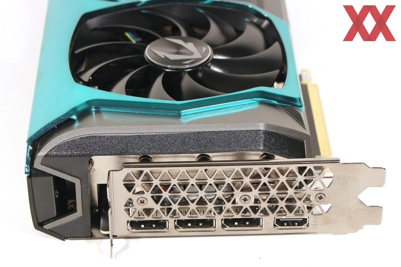 RTX 3070 Zotac amp. Zotac 3070 amp Holo. RTX 3070 Zotac amp Holo. Зотак 3070 видеокарта. 3070 видеокарта сравнение