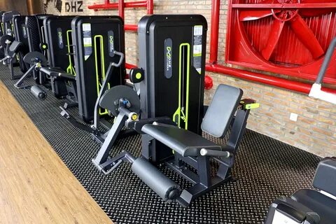 Оборудование в тренажерный зал vasil gym