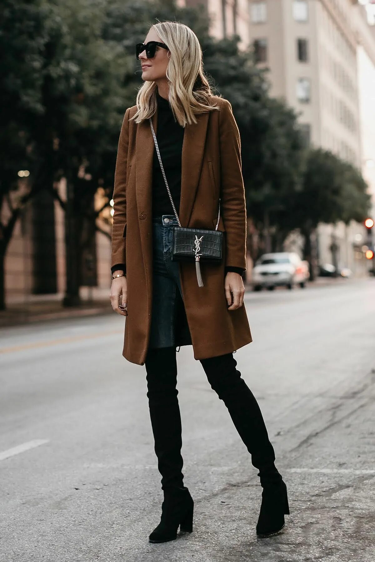 I Live in Paris, and French Girls Are Definitely Not Wearing These New Trends Fa