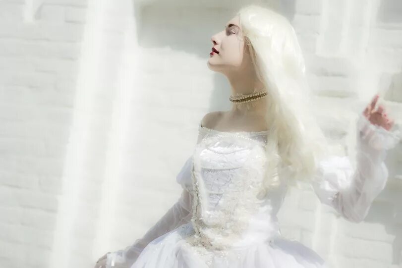 белая королева сериал 1 сезон 8 серия. белая королева 8.