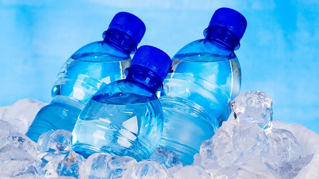 Продажа воды в бутылках. Вода. Питьевая вода. Бутилированная вода. Вода в бутылях.