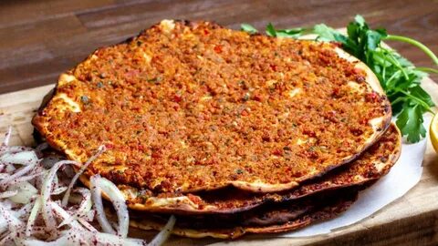 Lahmacun Türk yemeği mi? 