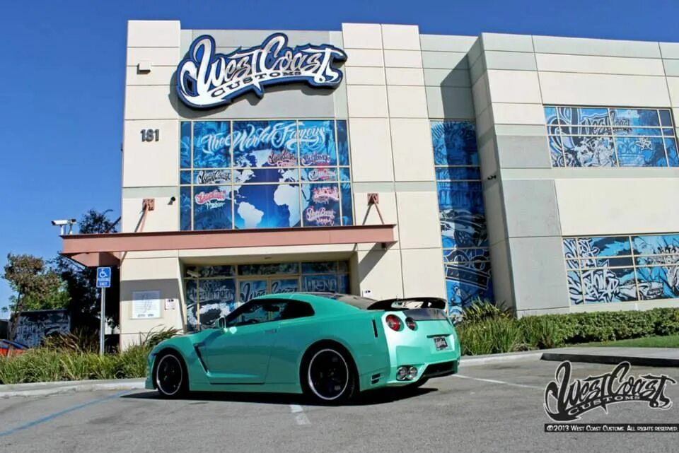 Яма кастомс. Стиль west coast customs. west coast customs здание. west coast customs сервис. вест кост кастомс гараж.