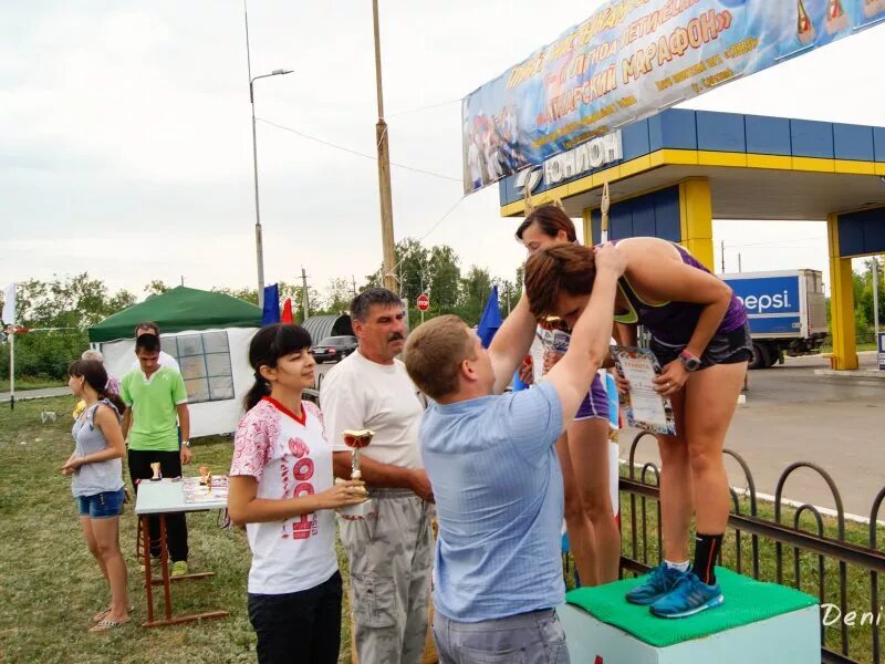 Спортсмены Аткарска. Марафон в Аткарске бег марафон Победы в Аткарске. Детский пляж Аткарск 2019. Vi Аткарский легкоатлетический марафон фото. Новости аткарска саратовской