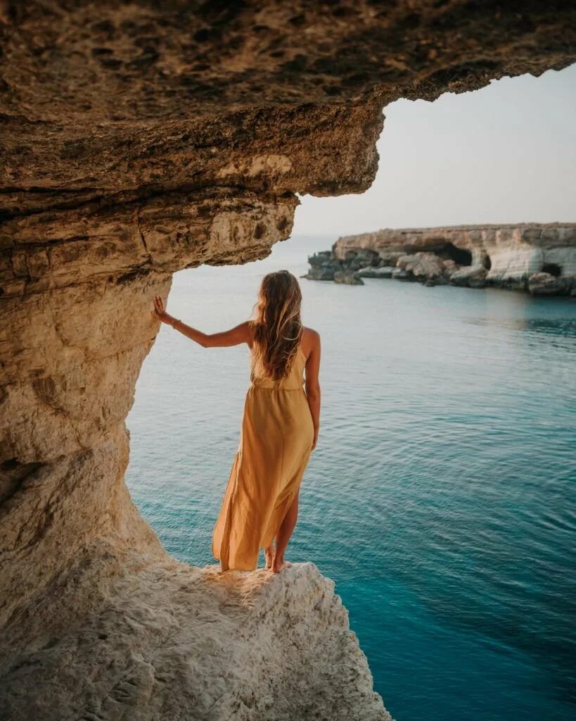 Кипр население национальный. Кипр люди. Сиртаки танец кипр. Кипр местные жители. Кипр люди нация.