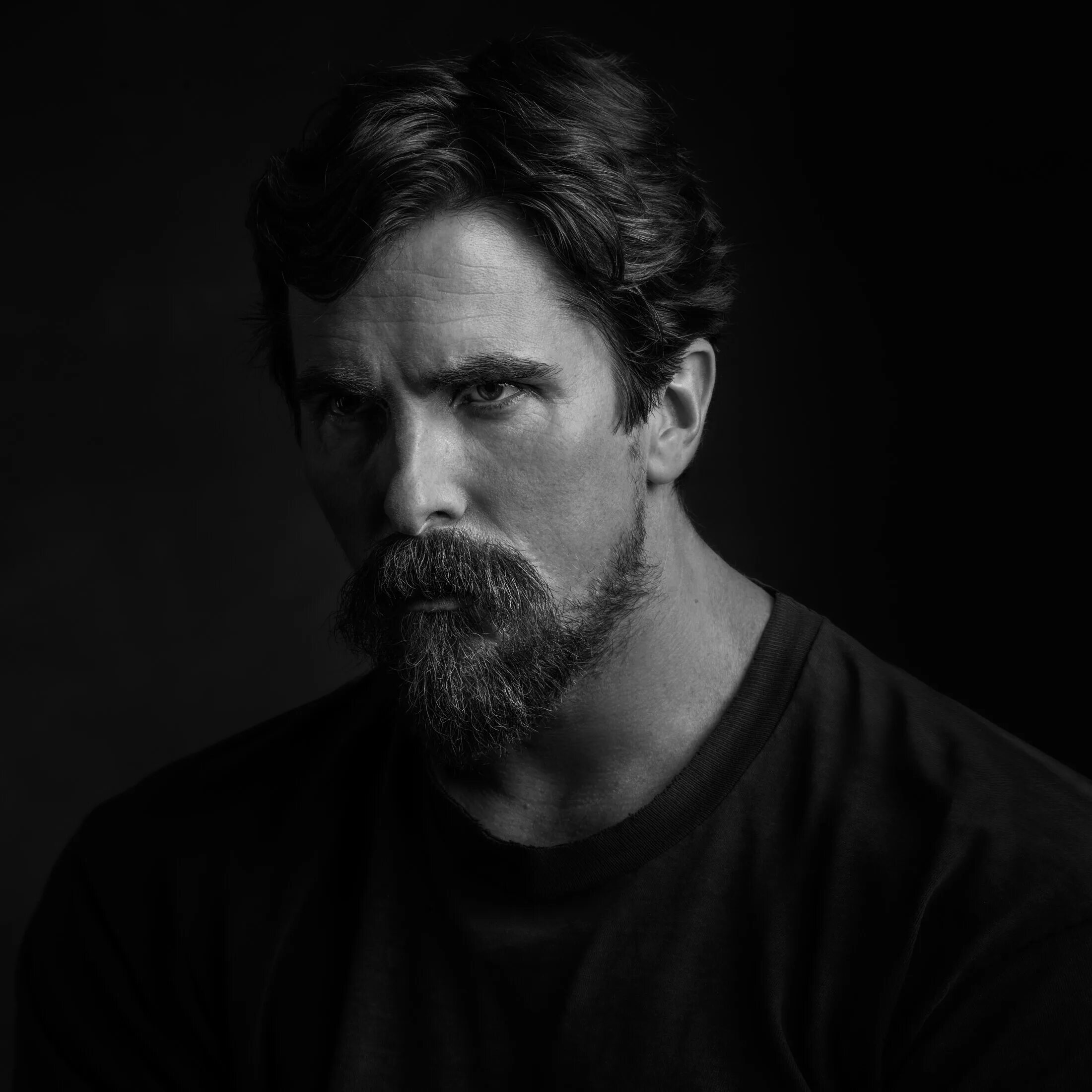 Кристиан Бейл. Кристиан Бейл портрет. Christian Bale Beard. Кристиан Бейл бородатый.