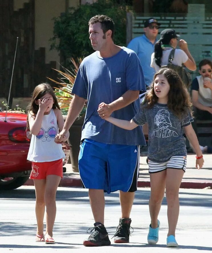 Санни сэндлер. Санни сэндлер, сэди сэндлер. Санни сэндлер. Санни мэделин сэндлер. Сэди сэндлер 2021.