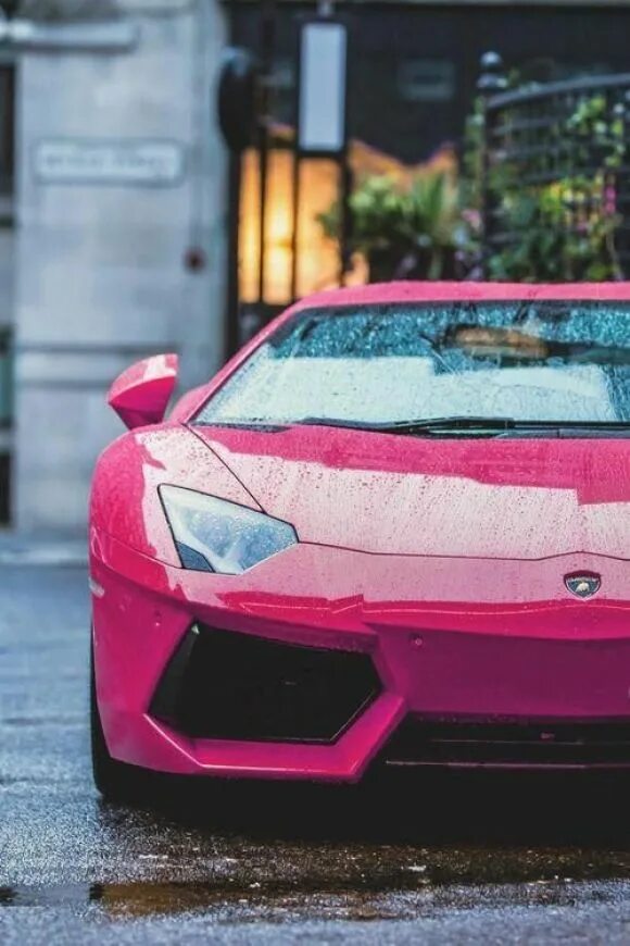 Bmw m4 розовая. Ламборгини авентадор розовая. Lamborghini aventador lp700-4 розовая. Розовая машина обои. Розовая машина.