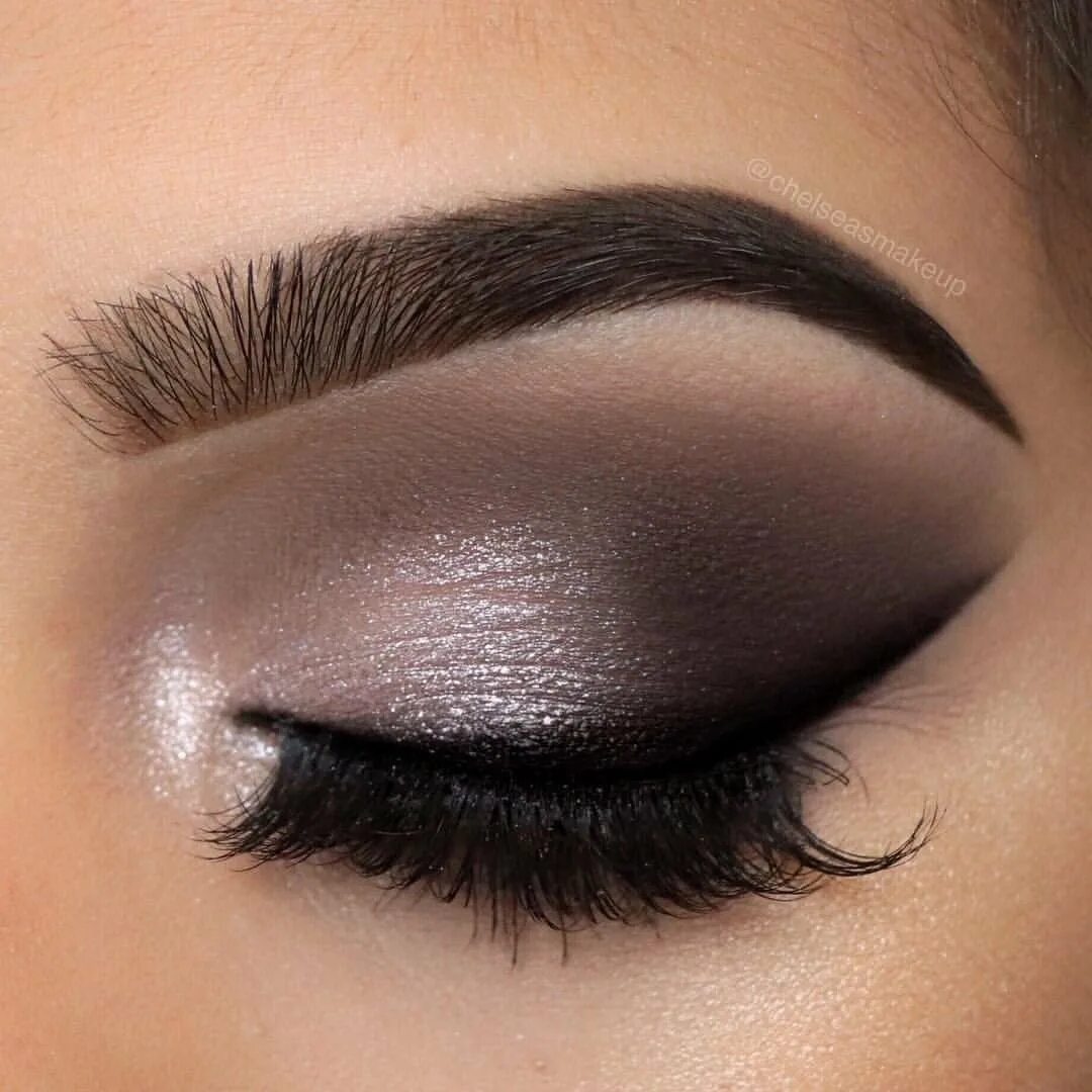 Макияж глаз тенями. Идеи макияжа тени. Макияж глаз тенями. Красивый макияж глаз. Макияж глаз вечерний для карих глаз.