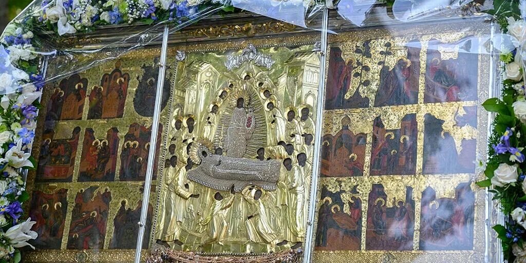 Мощи псково-печерского монастыря. Псково-печерский монастырь успение. Псково-печерский монастырь иконы монастыря. Псково-печерский монастырь успение. Иконы псково печорского монастыря.