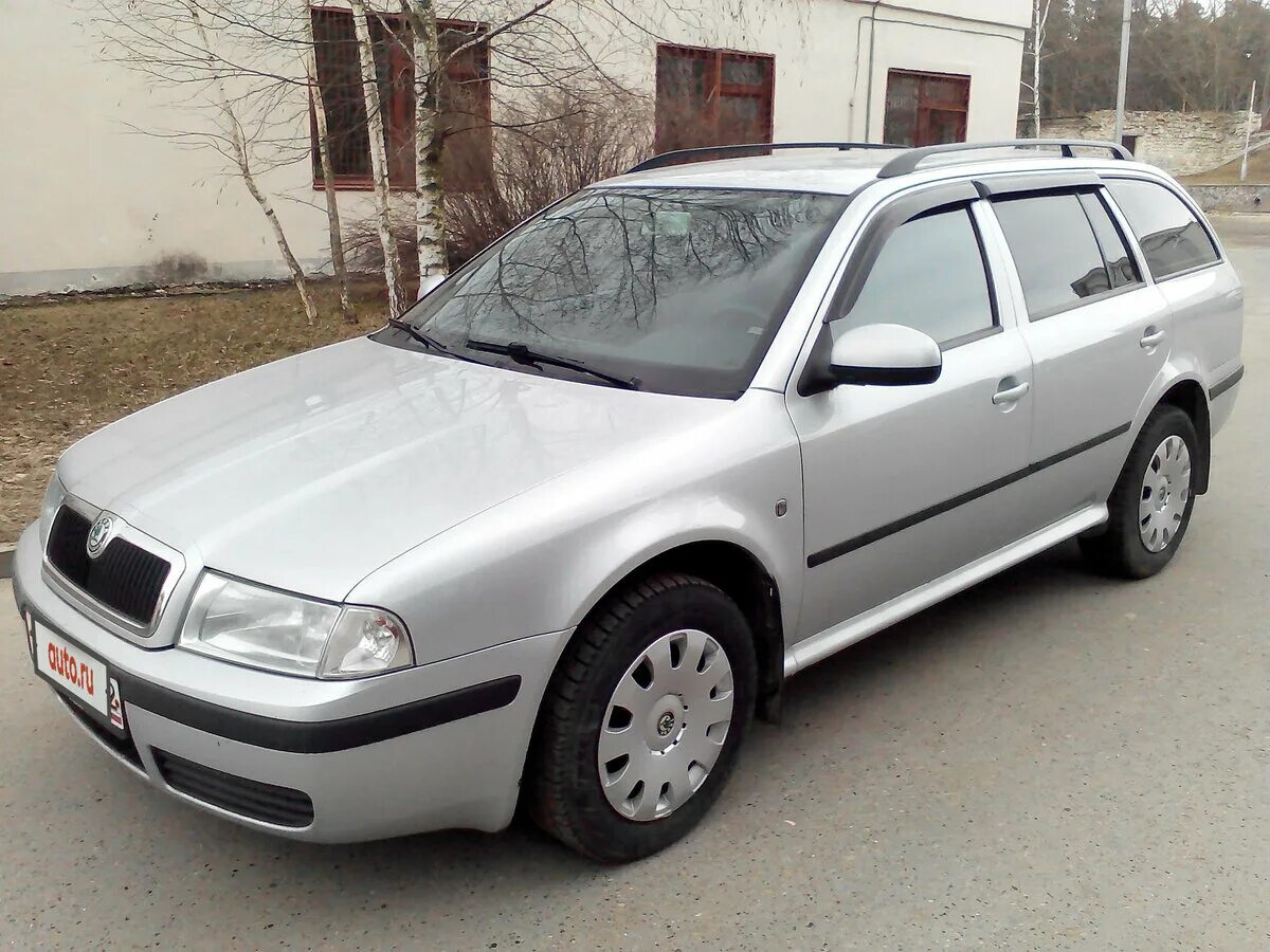 Шкода универсал купить авито. Skoda Octavia 1.6 МТ, 2000 универсал.