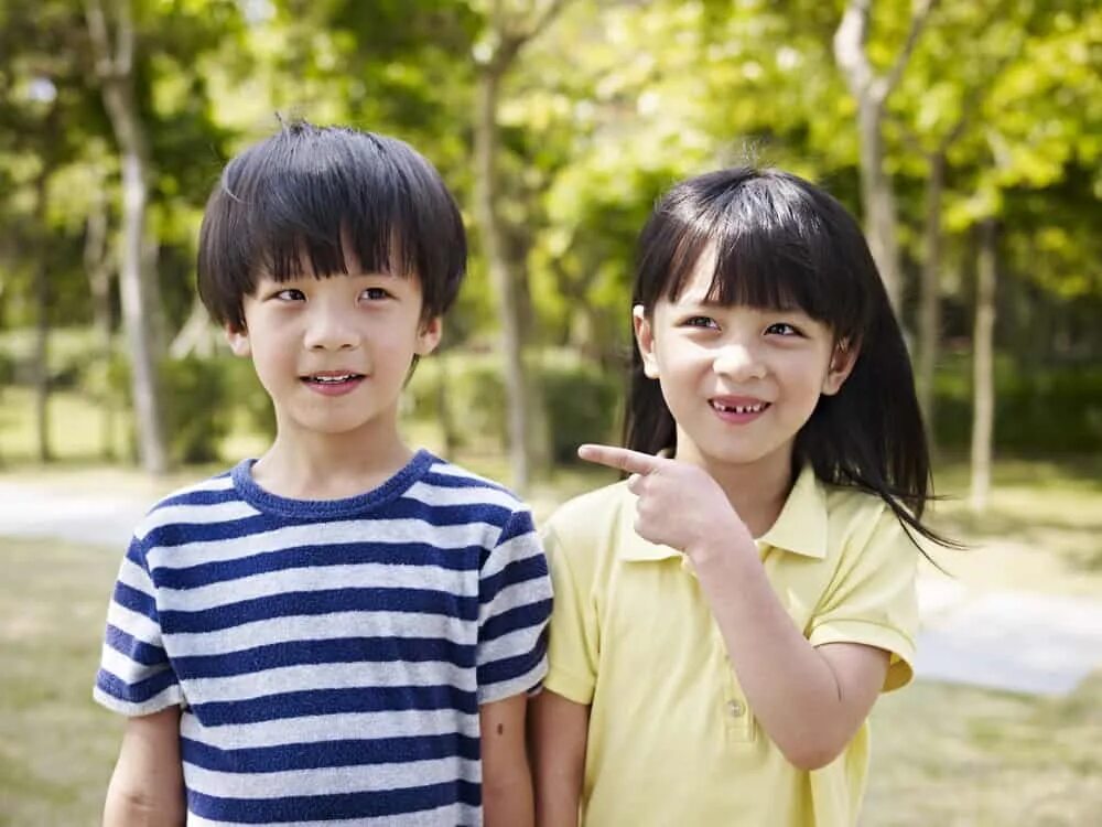 Младший брат японки. Брат и сестра на китайском. Старший брат в Японии. Брат и сестра на японском. Старший брат китаец.