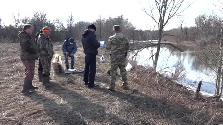 Ловить рыбу. Нерест рыбалка запрещена. Рыбалка в мелеузе. Запрет ловли рыбы. Запрет на рыбалку башкортостан.