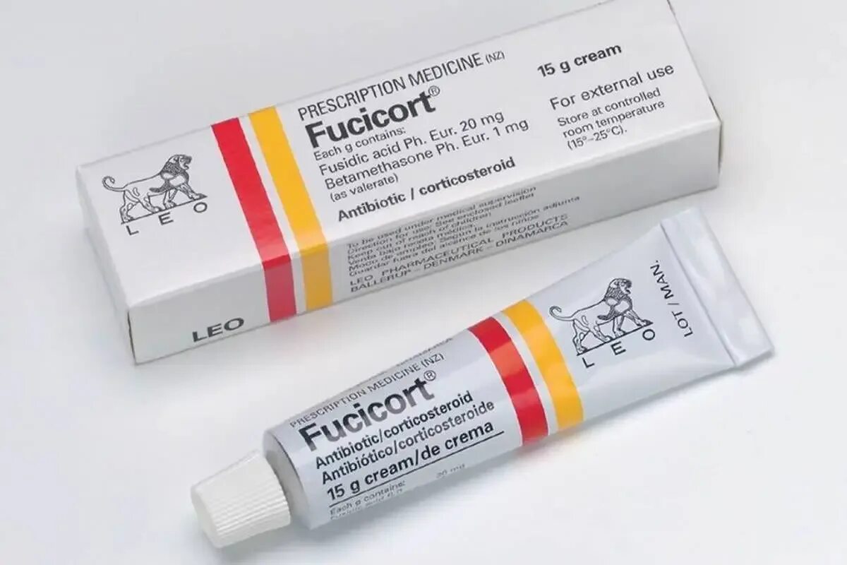 Лечение дерматитов препараты мази. Фуцикорт крем 20мг/1мг 15г. Фуцикорт (бетаметазон + Фузидовая кислота). Мазь от дерматита Фуцикорт. Fucicort lipid крем.