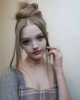 Дакота Роуз.