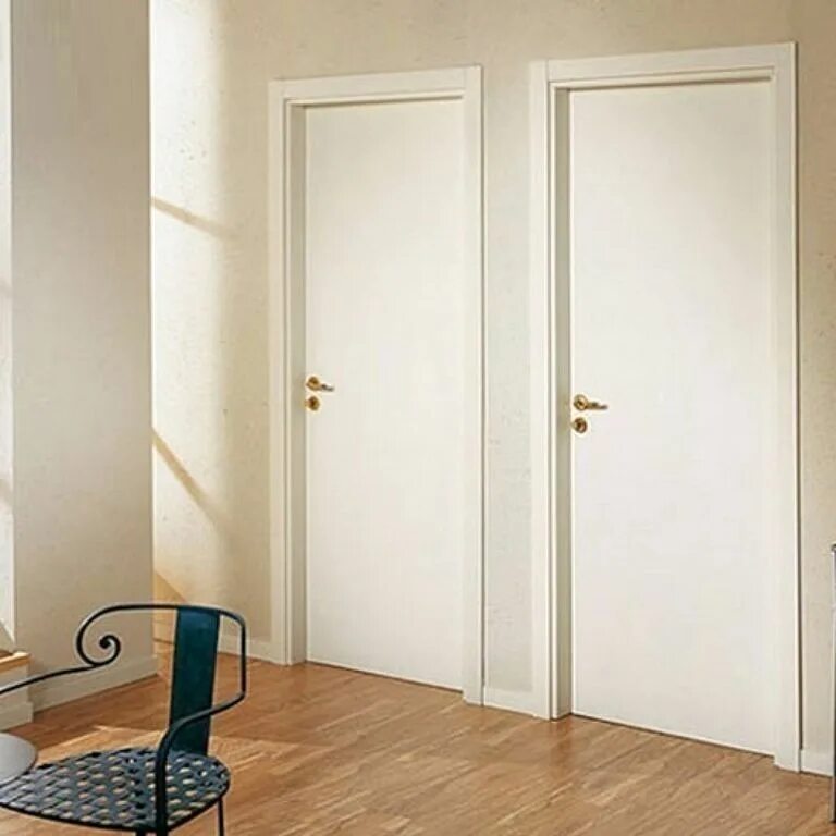 Двери в квартиру купить спб. Финская дверь VELLDORIS белая. Дверь Олови финская белая. Межкомнатные двери Олови. Финские двери 7040 Велдорис.