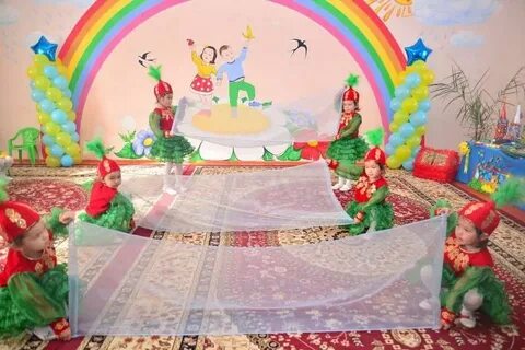 Сахна артындағы порнографиялық бақытсыздықтар