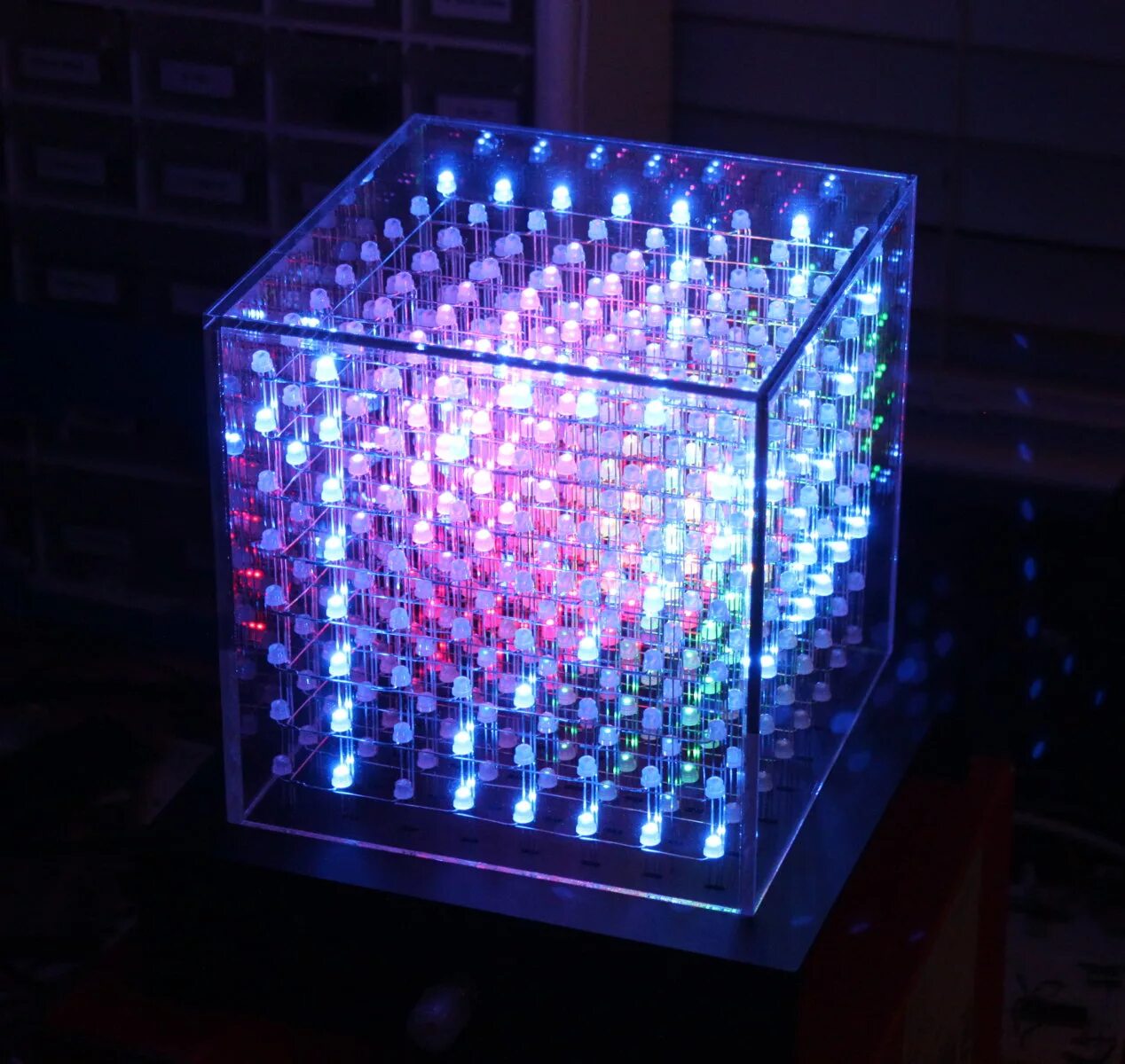 Led cube. Светодиодный куб 16х16х16. 3d Cube led 8x8x6.