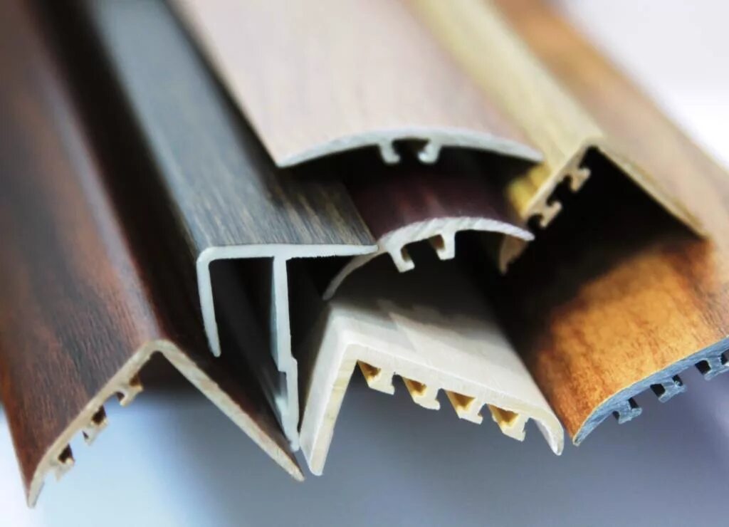 Пластиковая вагонка. Пластиковый профиль для панелей пвх. Пластиковые панели широкие. Панель откоса qunell knl 200 мм, золотой дуб. Вагонка пвх 3000х100х10мм орех.