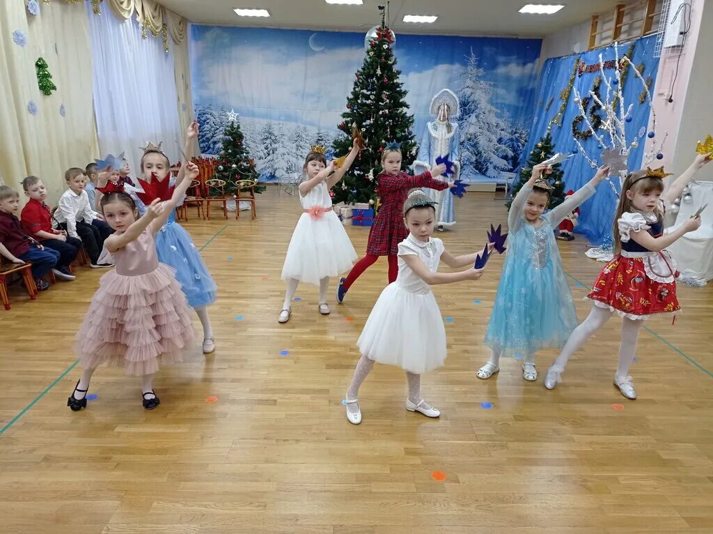 167 школа им маршала л. Панельный детский сад. Детский сад зеленоградская 37а. Дом-комплекс с детским садом. Детский сад ленинградское шоссе.