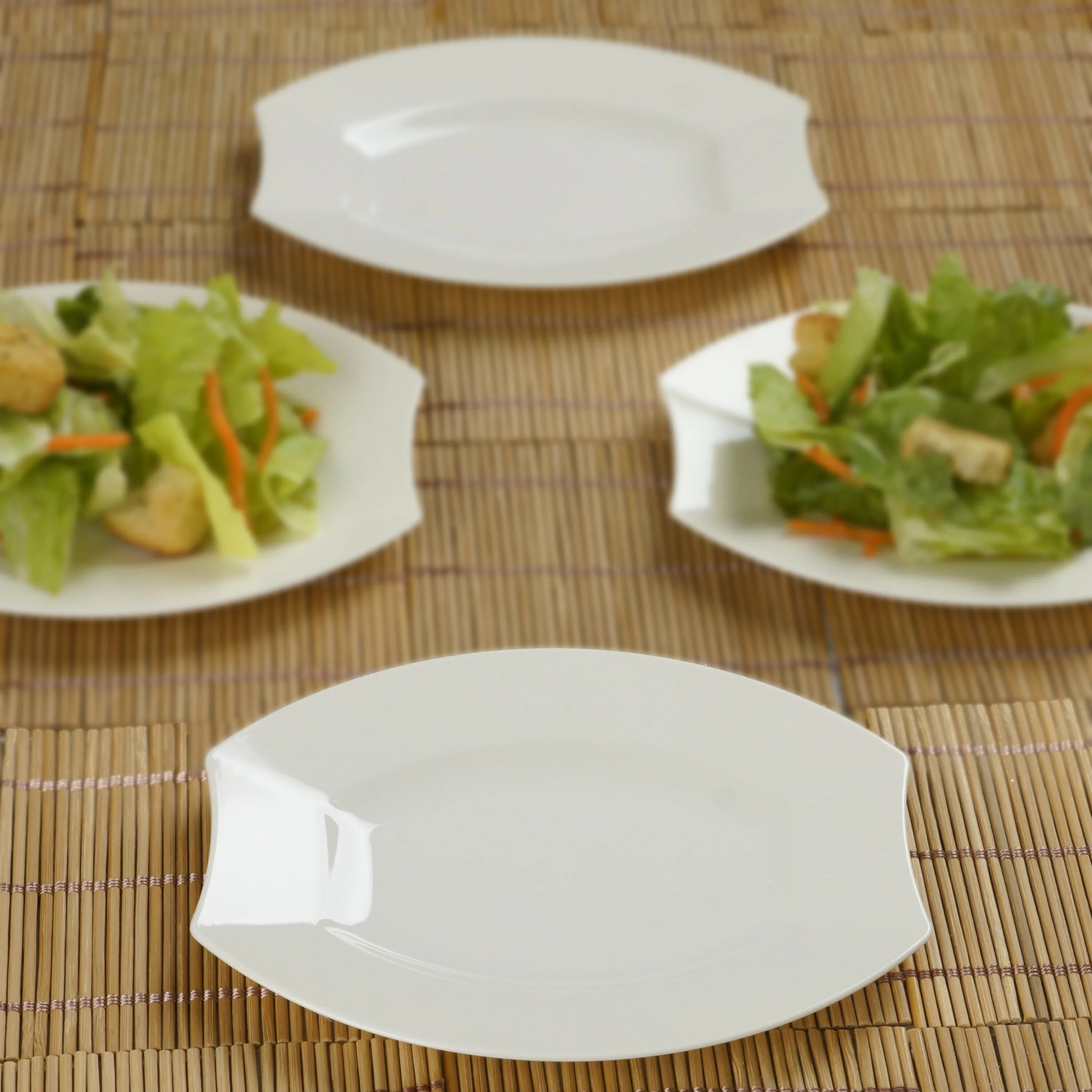 Shape plates. Plastic plates oval. disposable dessert-size plates,. price plate.