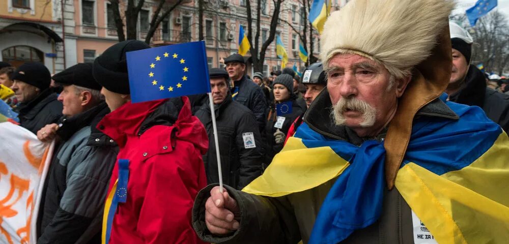 Против западной украины. Жители Западной Украины. Жители Европы. Западные украинцы. Украинцы европейцы.