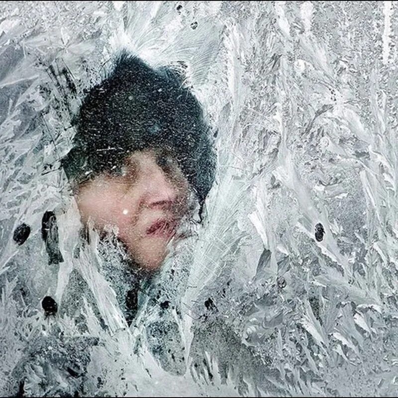 Cold написал. Европейцы мерзнут. Замерзающие европейцы. Европа мерзнет. Холод в Европе.