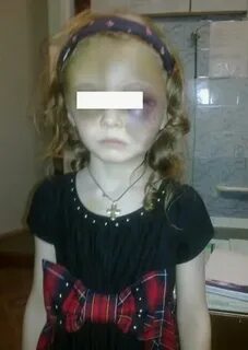 Избивала малолетнюю дочь