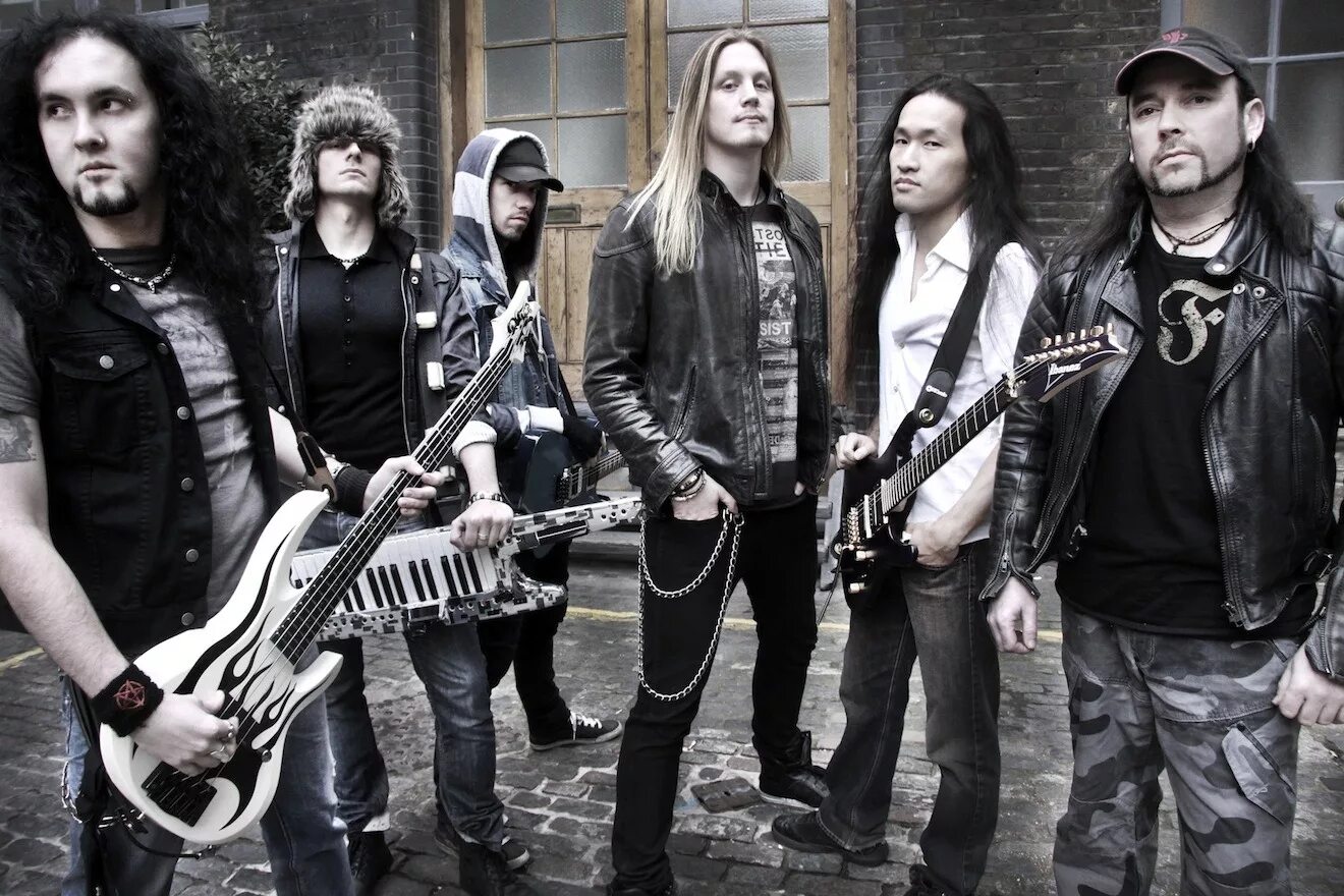 Самые популярные метал группы. Новинки power metal. Группа драгонфорс. Дэйв макинтош dragonforce. Power metal стиль.