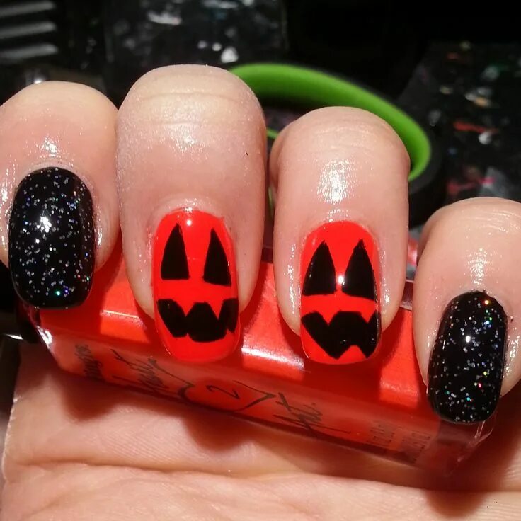 Halloween nails, Nail art, Halloween nail art